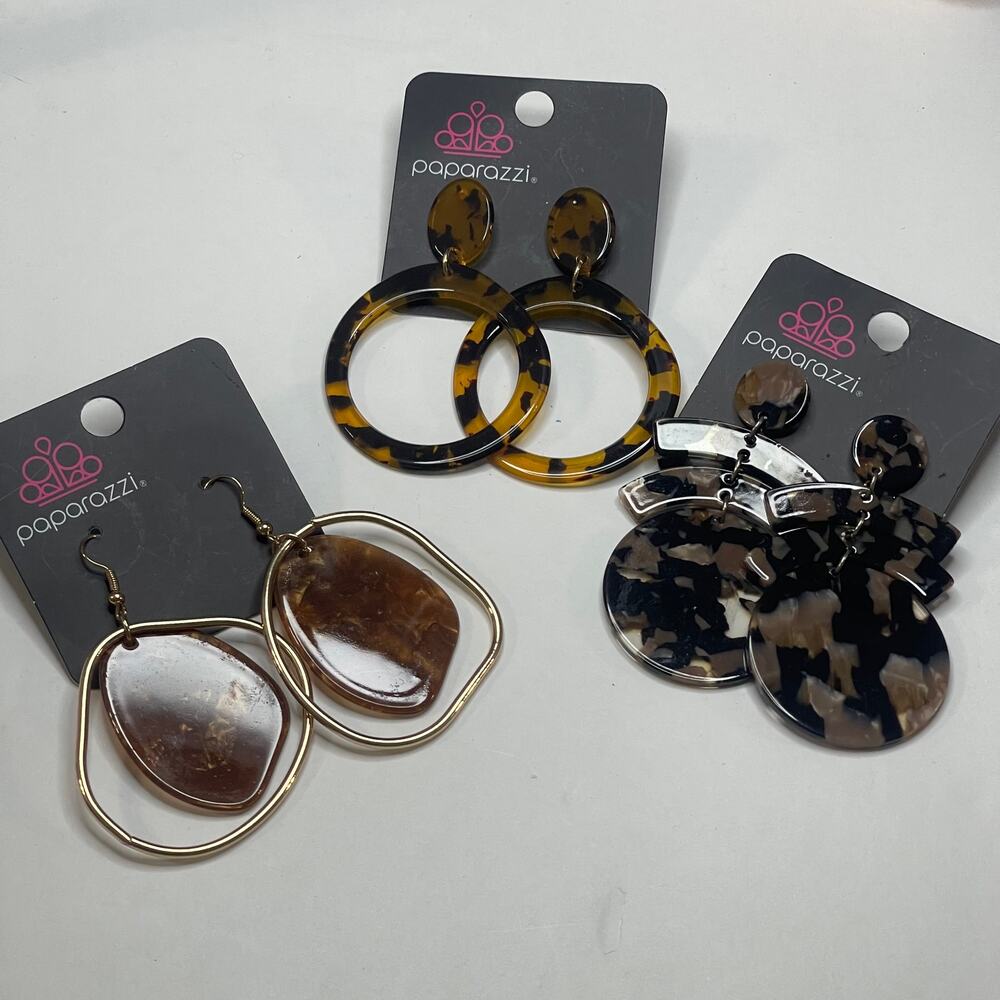 Set of three pairs of earrings tortoise gold tone dangle style boho trendy